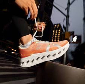 On running Cloudsurfer Orange