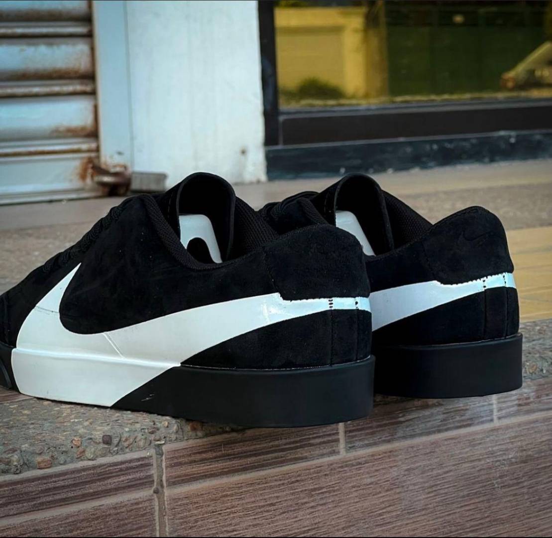 Nik.e Blazer City Low LX Black White
