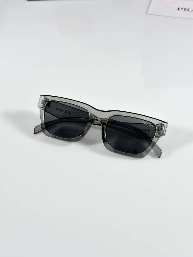 Prada 06 Grey