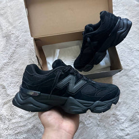 New Balanccee 9060 All Black