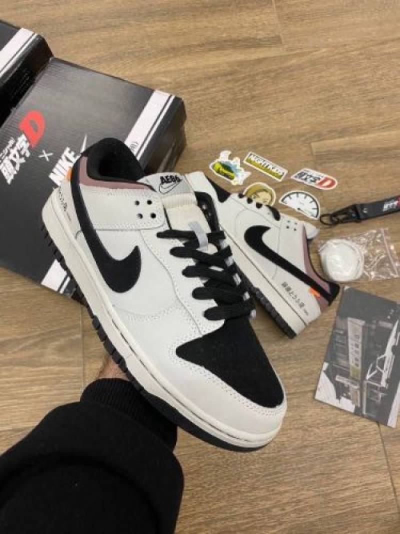 NIKKEE sb dunk low toyota ae86