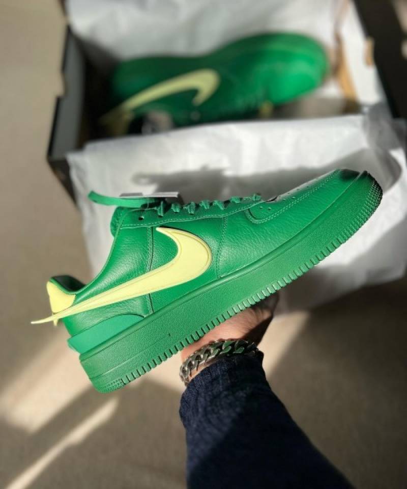 Ambush x Airforce 1 low sp pine green No less