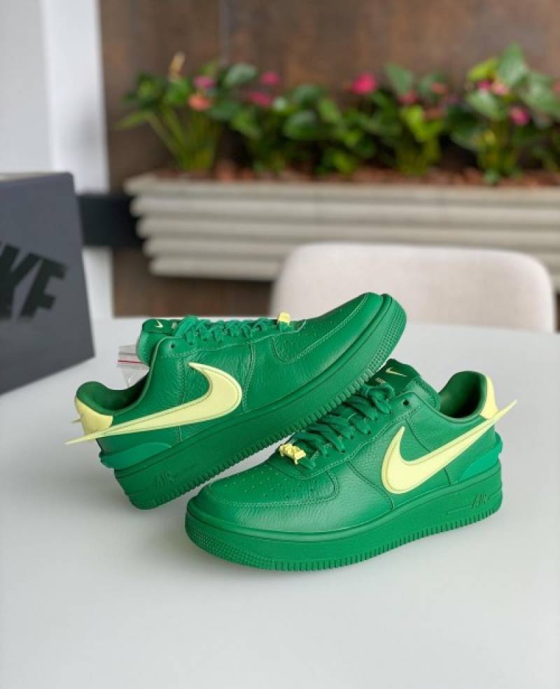 Ambush x Airforce 1 low sp pine green No less