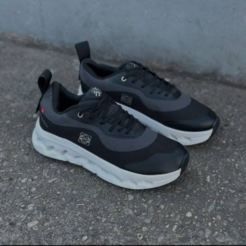 Loewe X on cloud Tilt black white As2