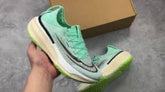 Nikkee Zoom X Alphafly Green