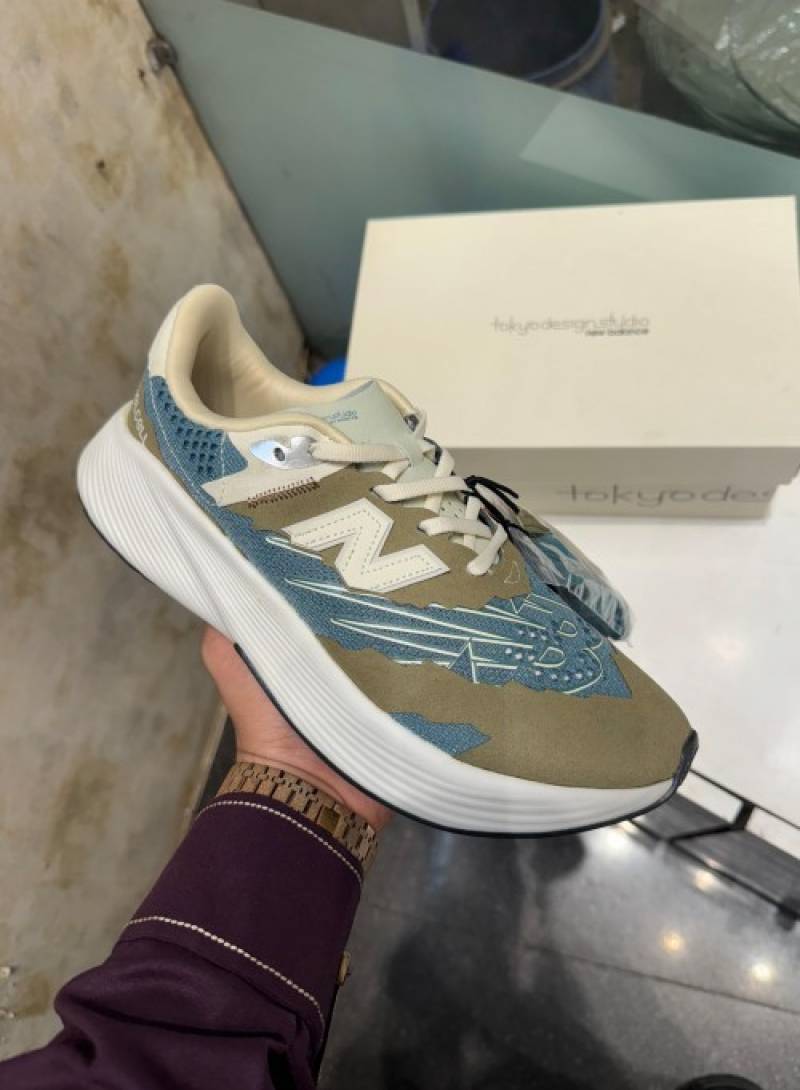 New balance fuel cell elite v2 studio blue grey