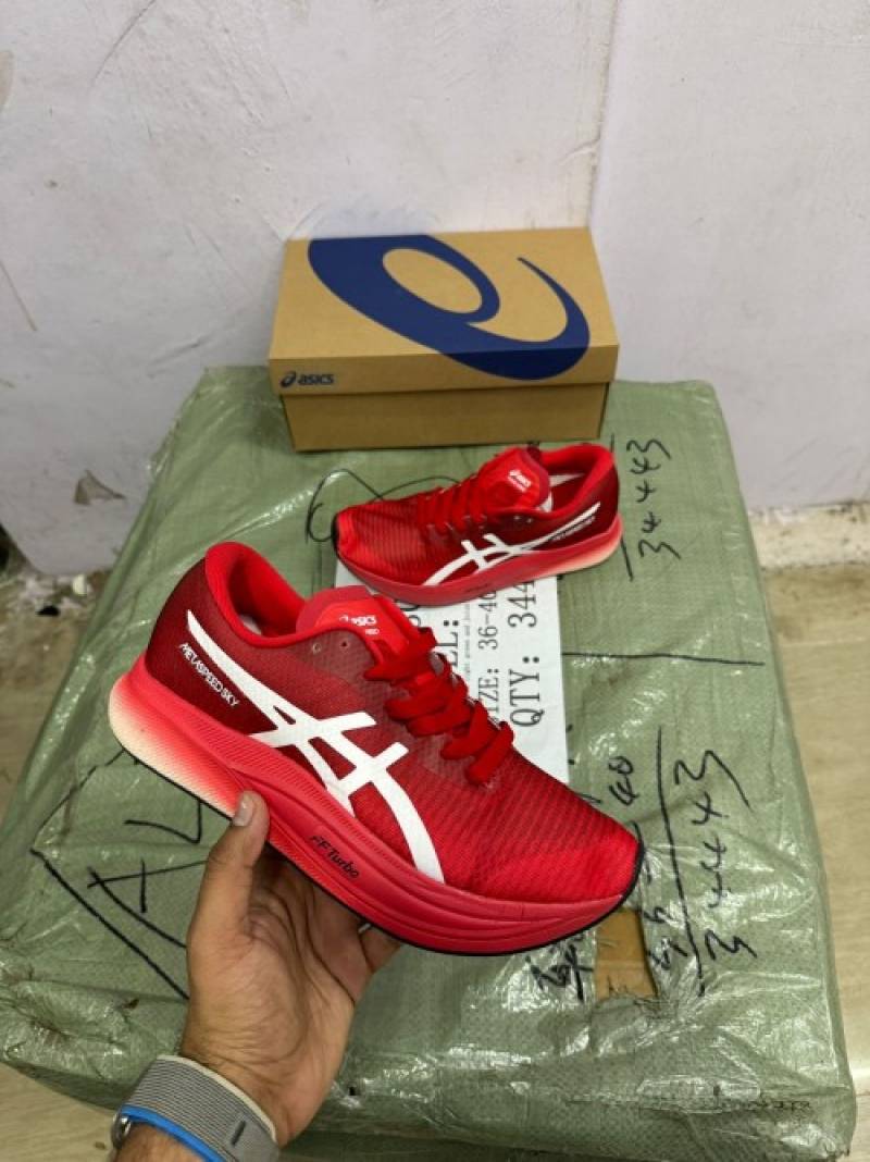 asiccss metaspeed sky diva red white