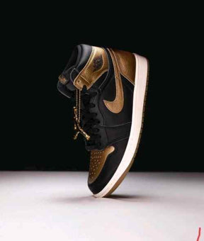 Air Jordan 1 Retro High OG Black And Gold