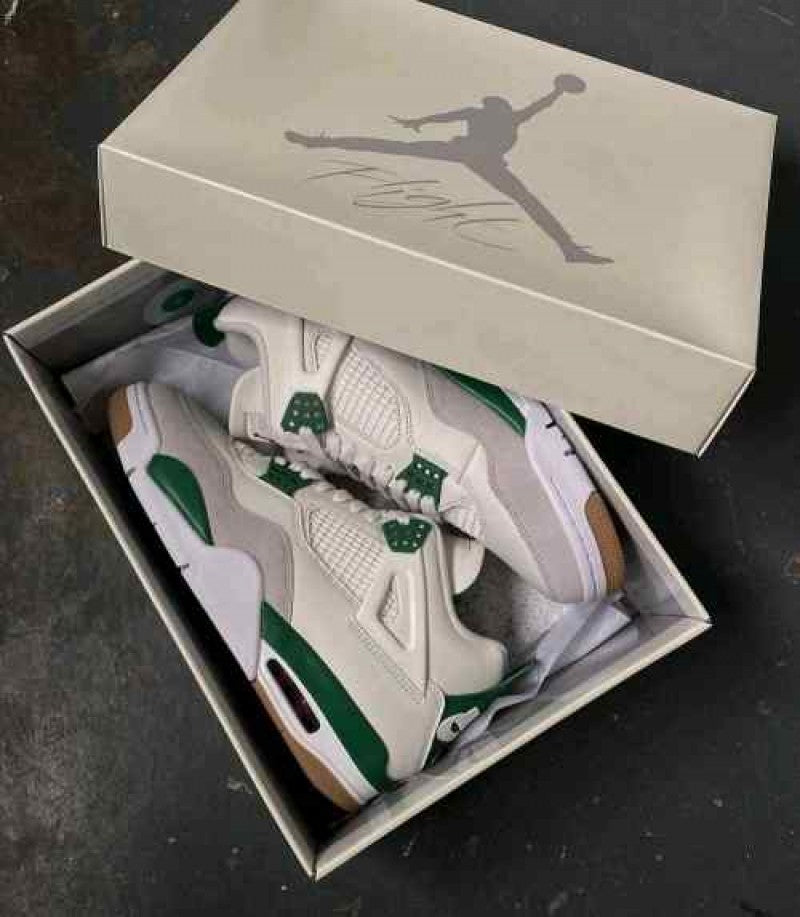 Nike Sb x Air jordan 4 pine green semi ua 131