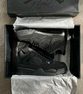 Nike e Air Jordan Retro 4 Black Cat Semi UA 127