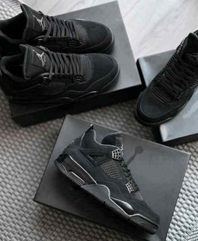 Nike e Air Jordan Retro 4 Black Cat Semi UA 127