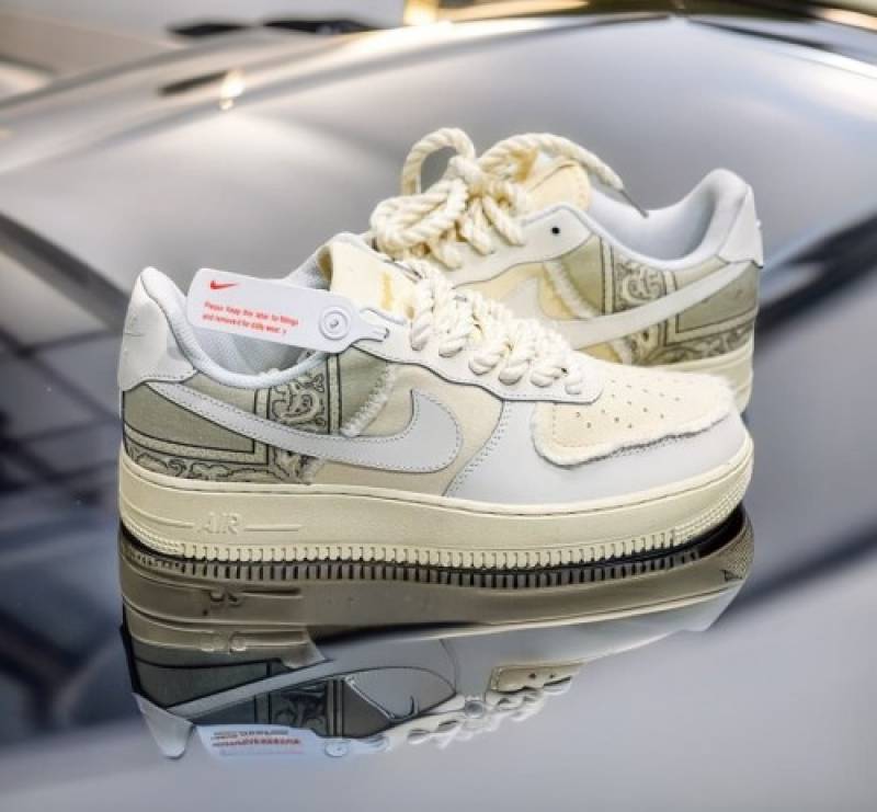 Nik e Airforce 1 low big bang chunky