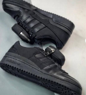 Adidas forum re nylon black