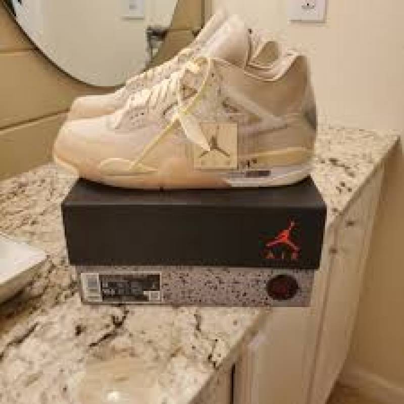 Nike Air jordan 4 off white