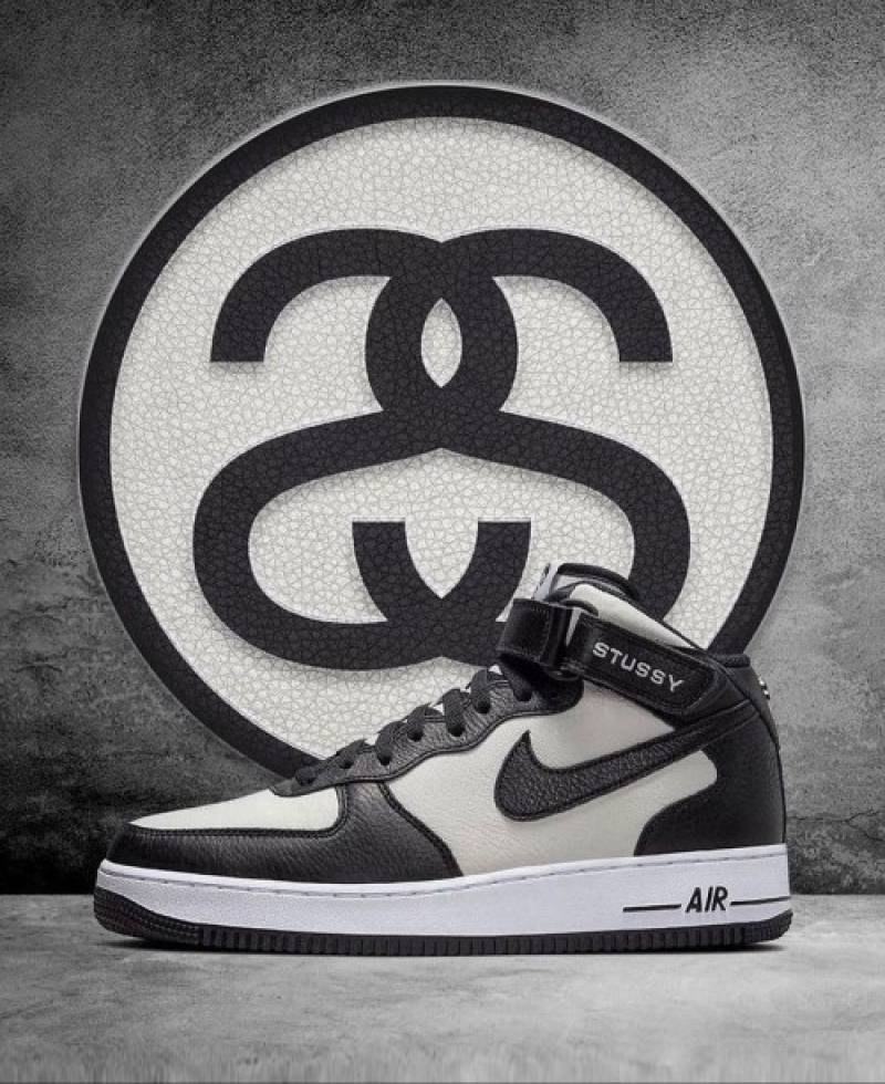 Airforce 1 stussy mid light bone