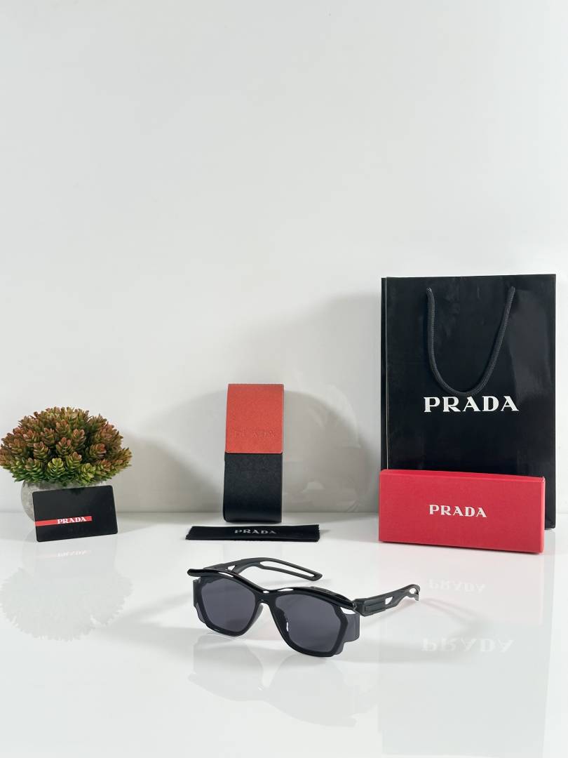 Prada 8899 Black