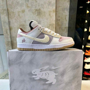 Nikee Dunk Low Year Of The Rabbit