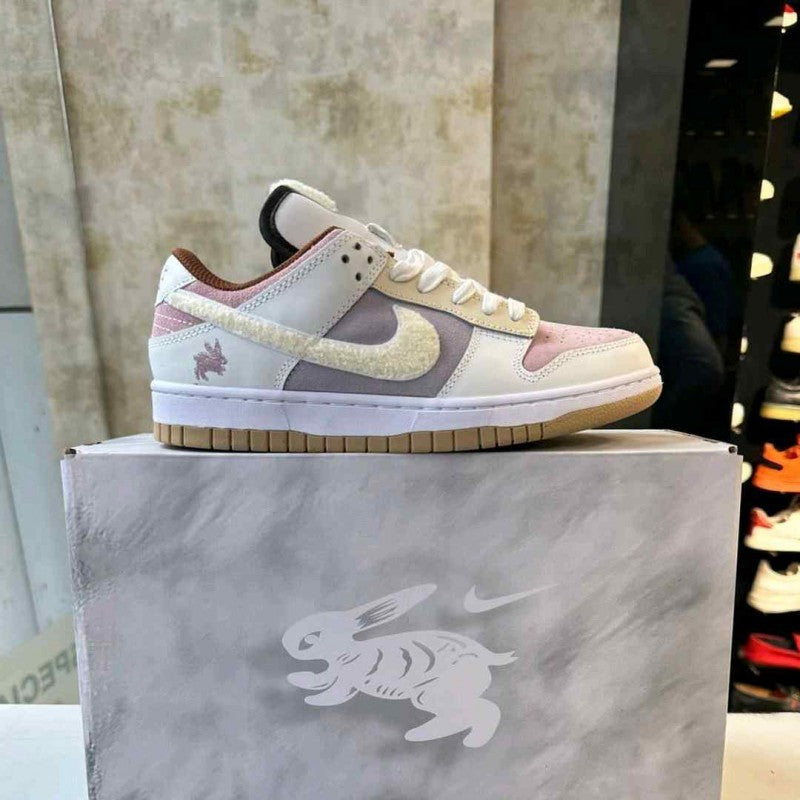 Nikee Dunk Low Year Of The Rabbit