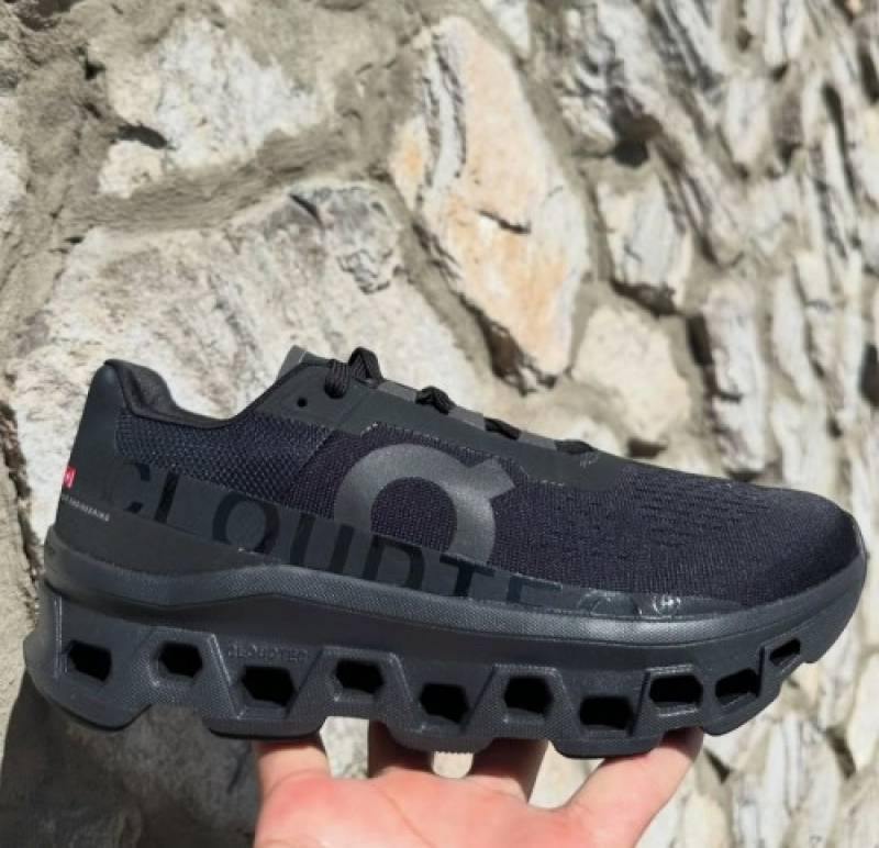 On Running Cloudmonster All Black