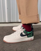 Nik Airforce 1 low 07 lx plaid pale ivory stadium green