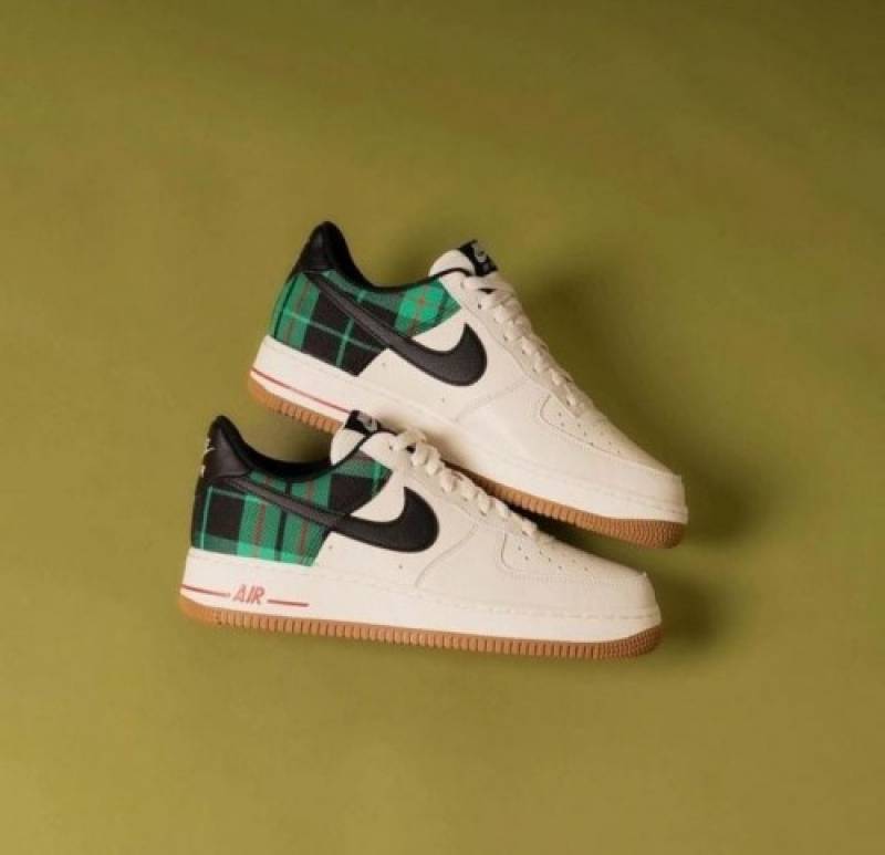 Nik Airforce 1 low 07 lx plaid pale ivory stadium green