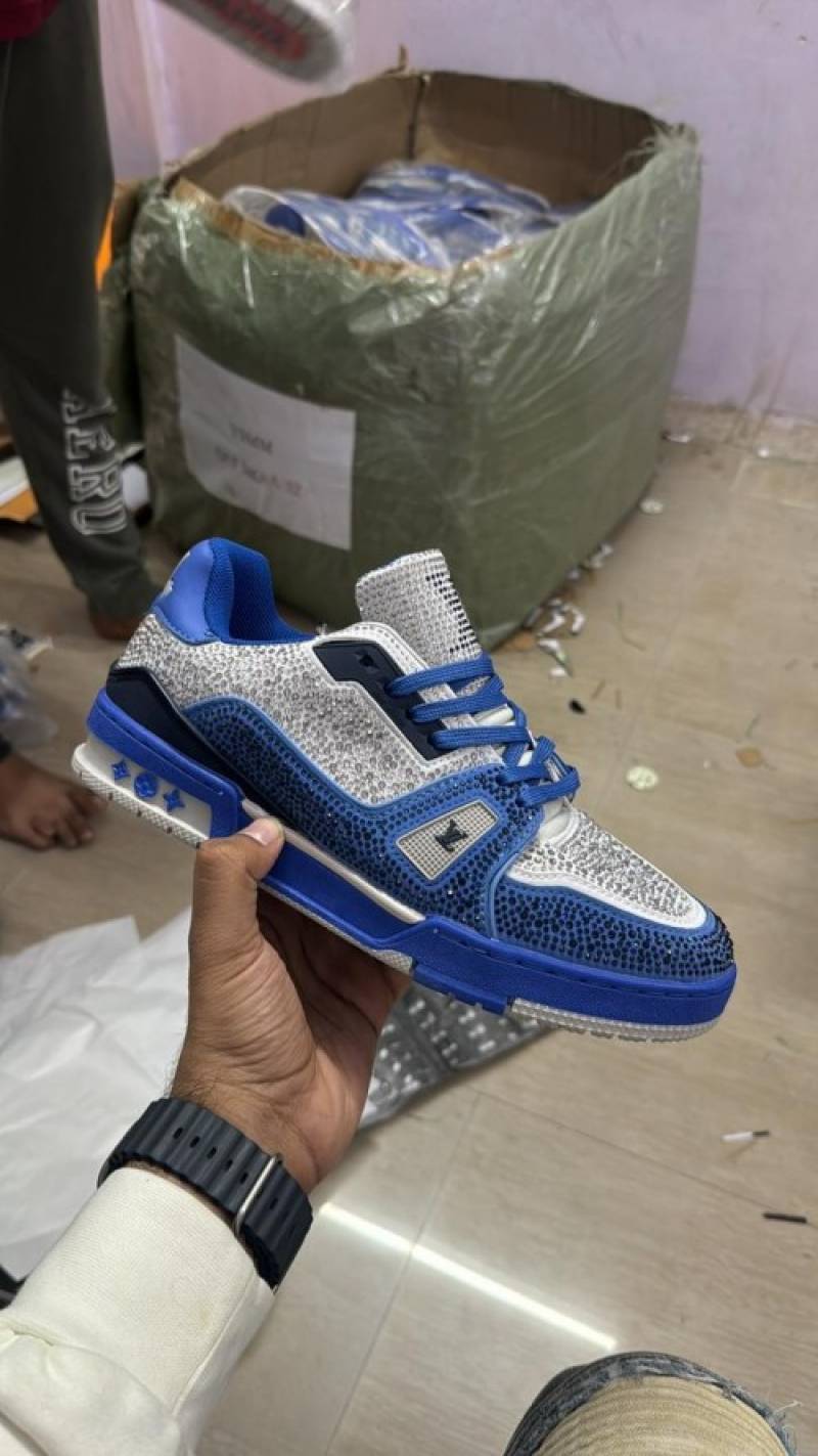 Louis vuttion crystal covered lv trainer blue no cd