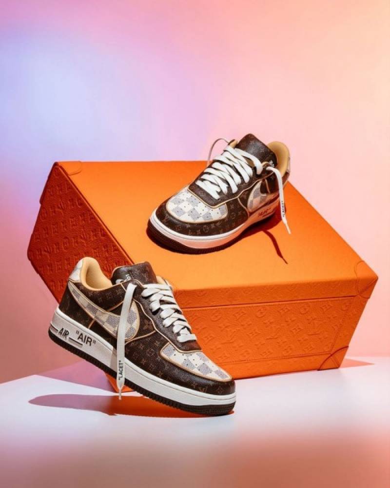 Nik.ee x Loui.s Vuitton Air Force 1 Pilot Case UA Quality