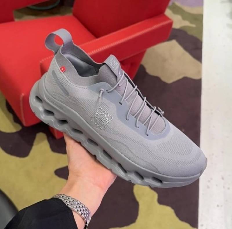 LOEWE X ON Cloudtilt 2 0 Grey