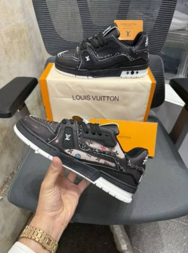 LOUISS VUITTON CIVILIST TRAINER 2025