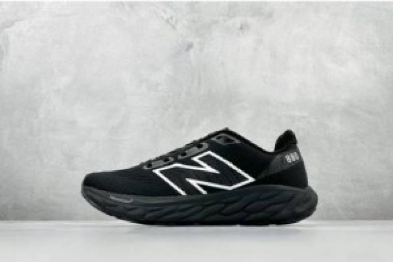 NewBalance fresh foam x more evoz v5 black
