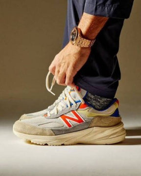 Newbalance Kith x 990v6 madison square gardencream