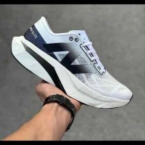 NEWBALANCE FUELL CELL ELITE V4 WHITE black