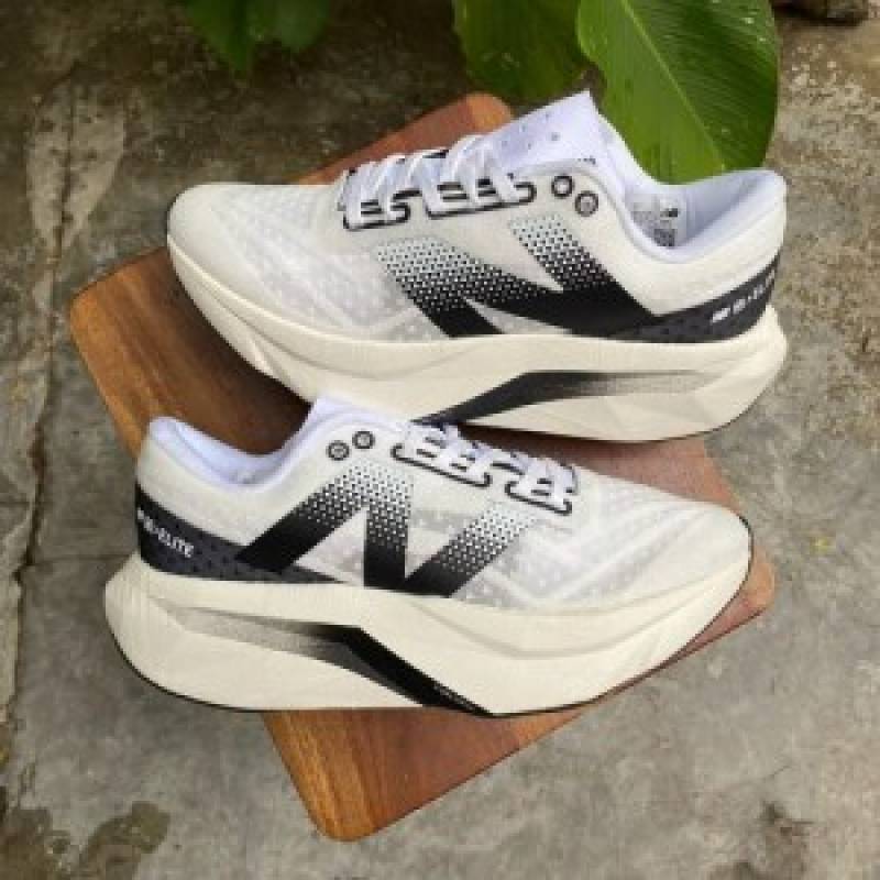 NEWBALANCE FUELL CELL ELITE V4 WHITE black