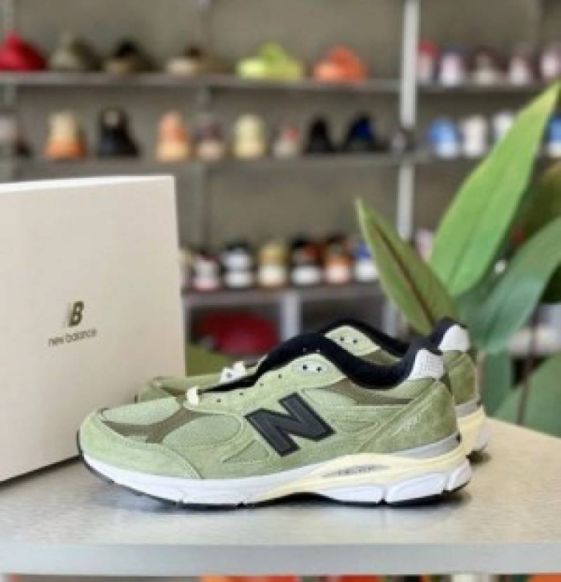 NewBalance 990v3 jjjjound olive