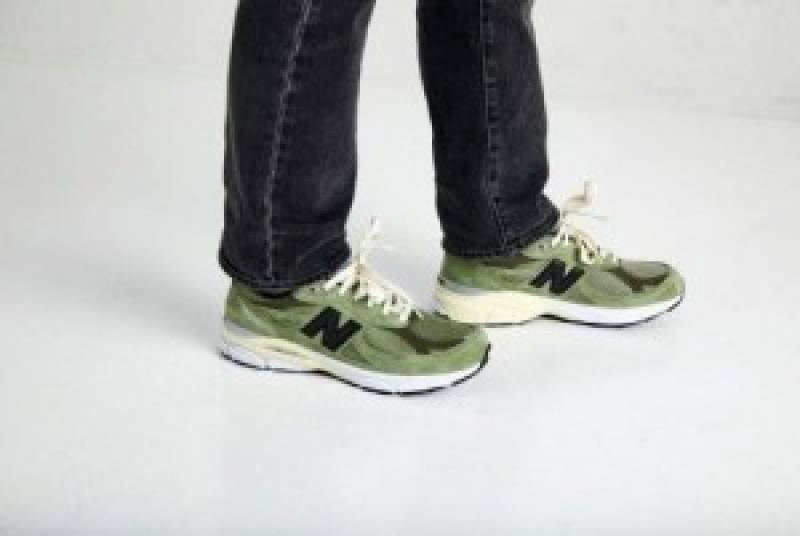 NewBalance 990v3 jjjjound olive
