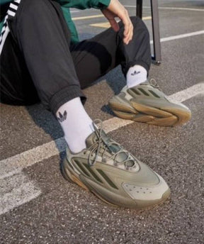 Adidas Ozelia Runner gren