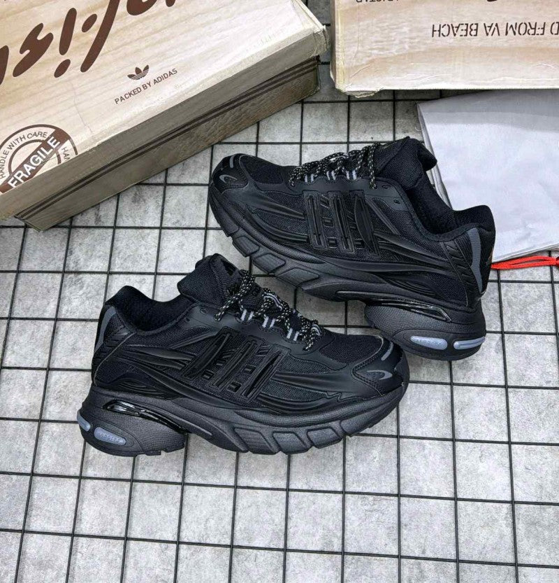 The Pharrell X Adidas Virgina Adistar JellyFish Black 793