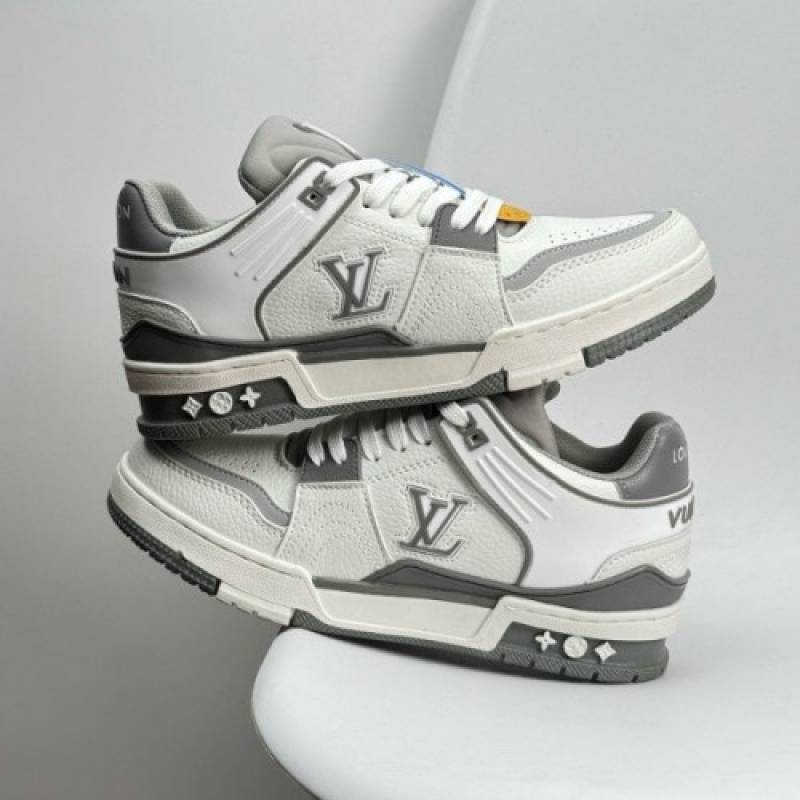 Louis Vuitton Trainer Grey White