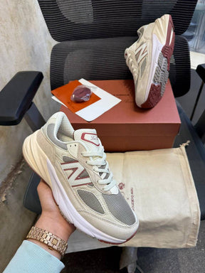 Lora Piana x New Balanc.e 990 v6 Beige