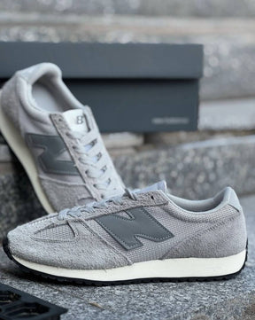 New Balanc.e 471 Light Grey White