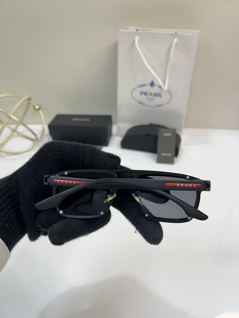 Pradda 685 black