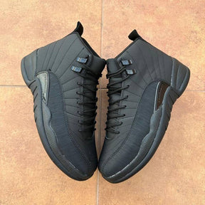 Nik.ee Air Jordan Retro 12 Winterized Triple Black