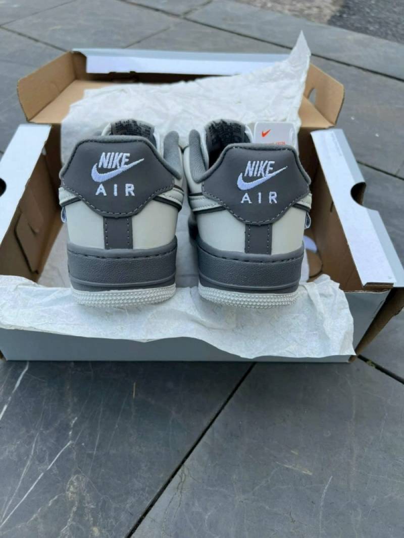 Nik.e Air Force 1 Low Grey Metallic