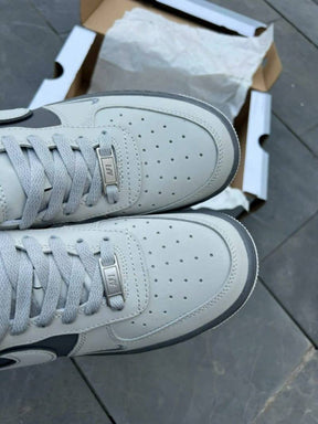 Nik.e Air Force 1 Low Grey Metallic