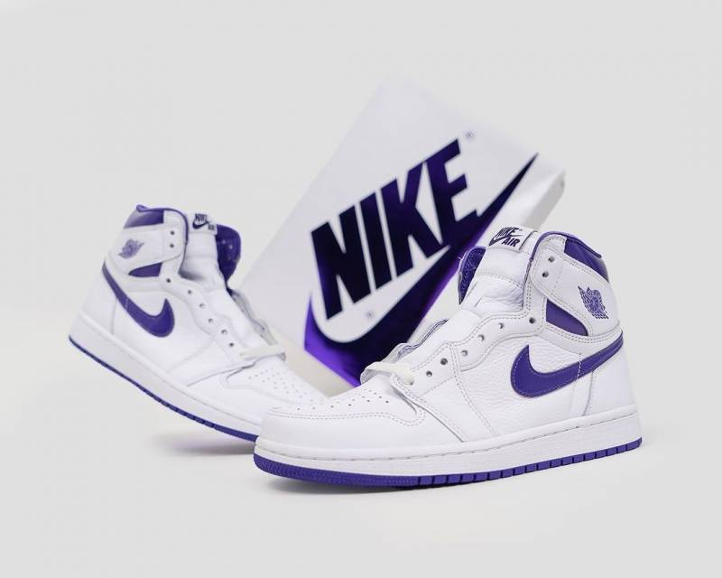 Nik.e Air Jordan 1 Og Metallic Court Purple Semi UA