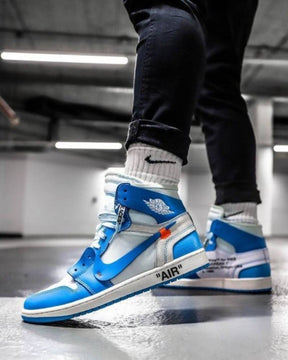 Nik e Air jordan x whit e UNC