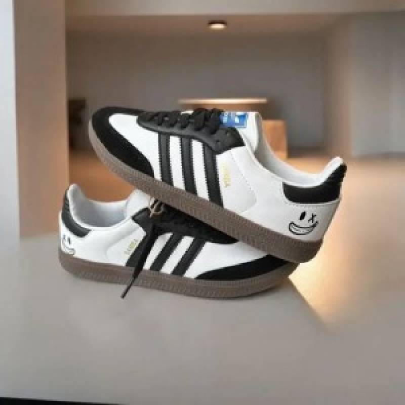 Adidas samba panda