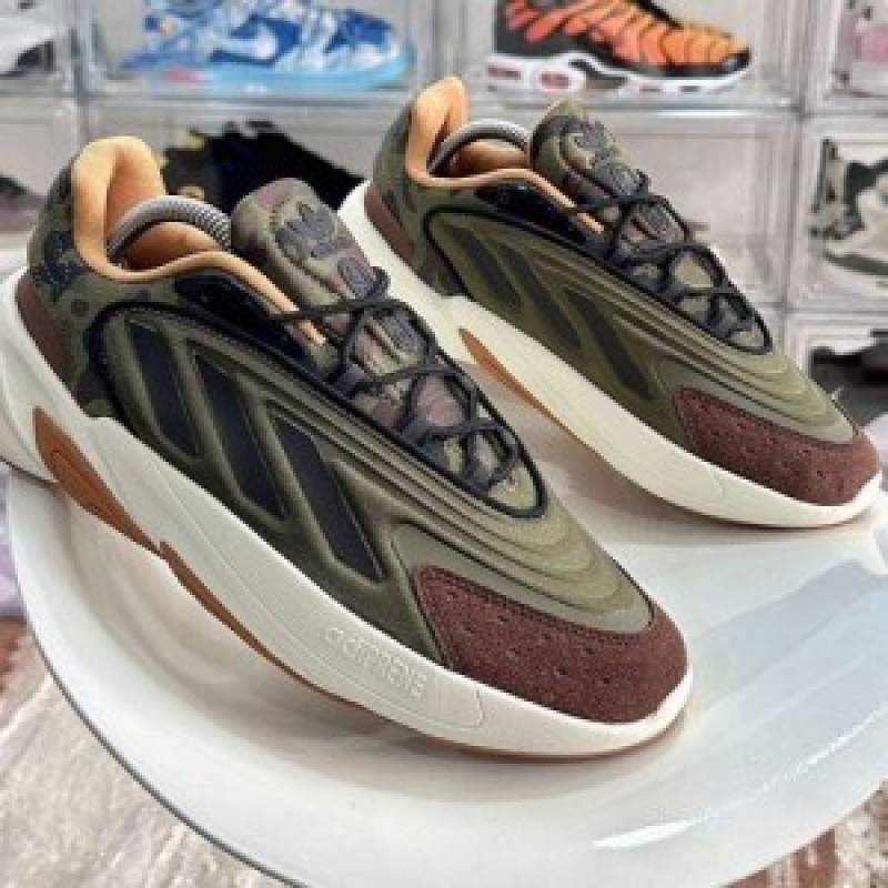 Adidas Ozelia Runner military green