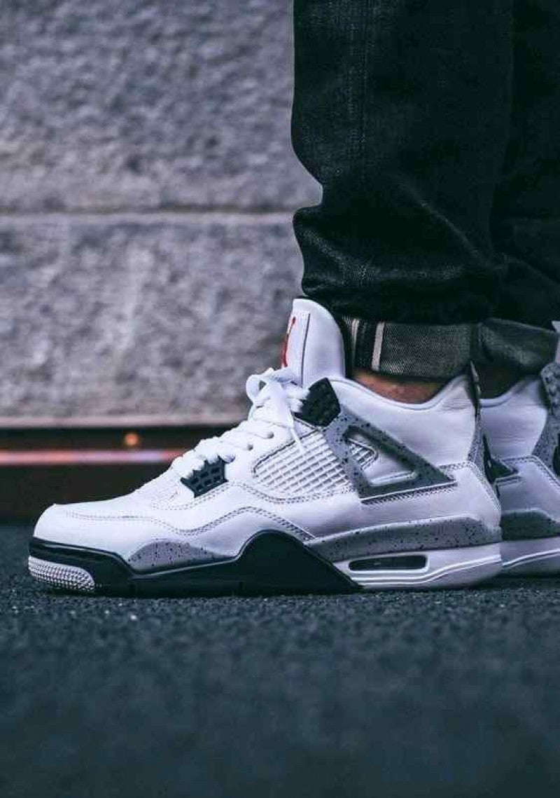 Air Jorda.n Retro 4 White Cement
