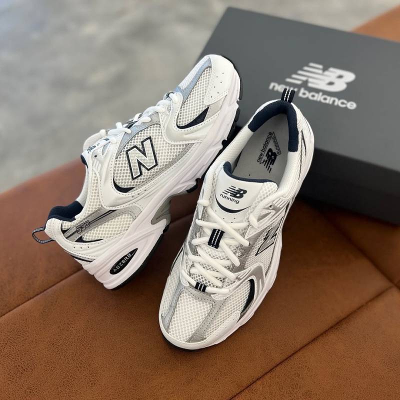 New Balanc ee 530 white navy Mens